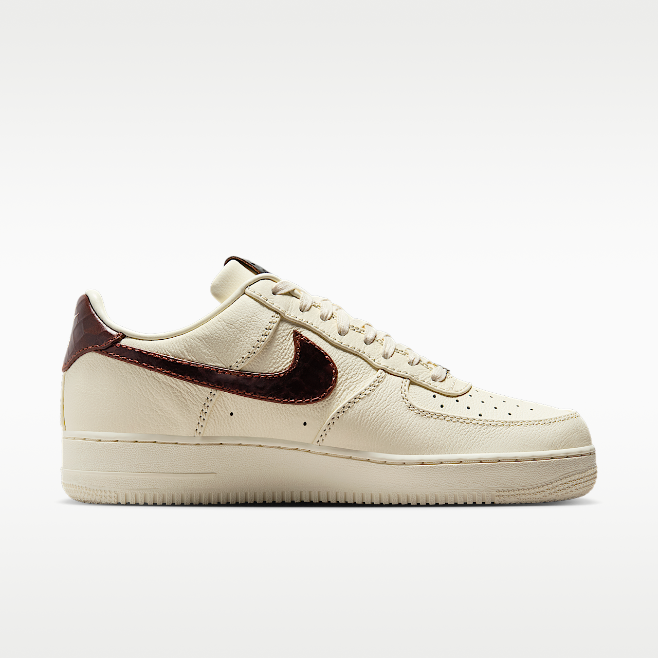 Nike Air Force 1 '07 Men's Shoes Soft Pearl/White/Ghost