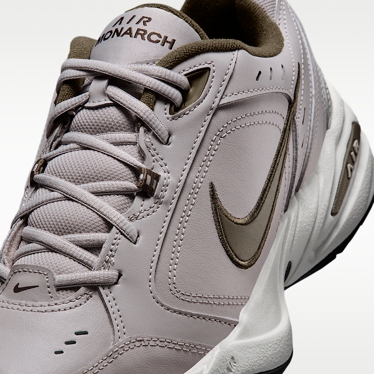 Nike Air Monarch IV Men's Workout Shoes
