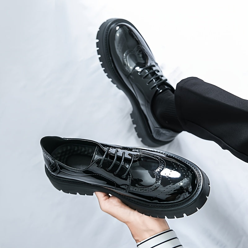 Men's Stylish Black & Green Wingtip Oxford Shoes