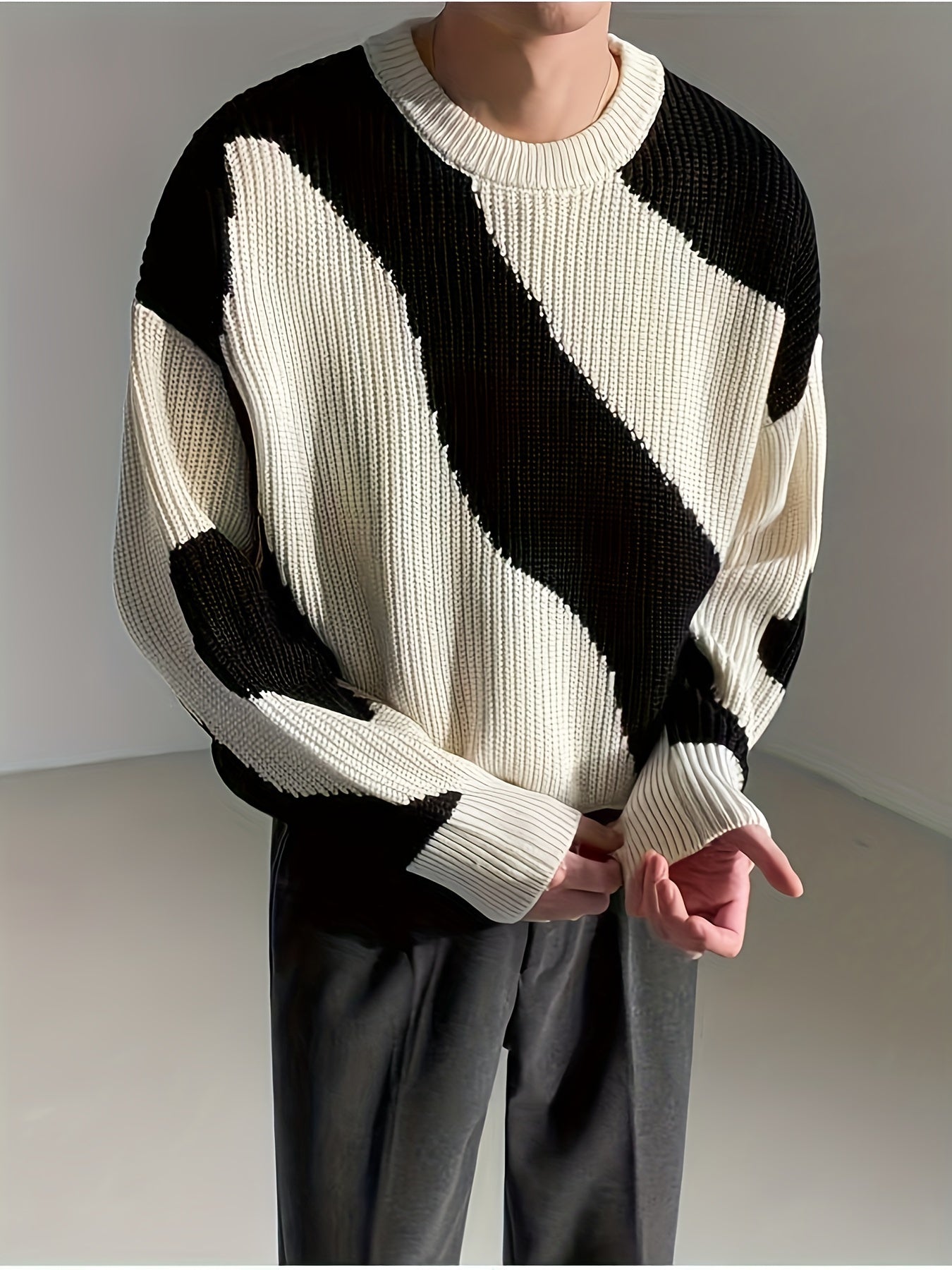 Men's Casual Striped Round Neck Sweater