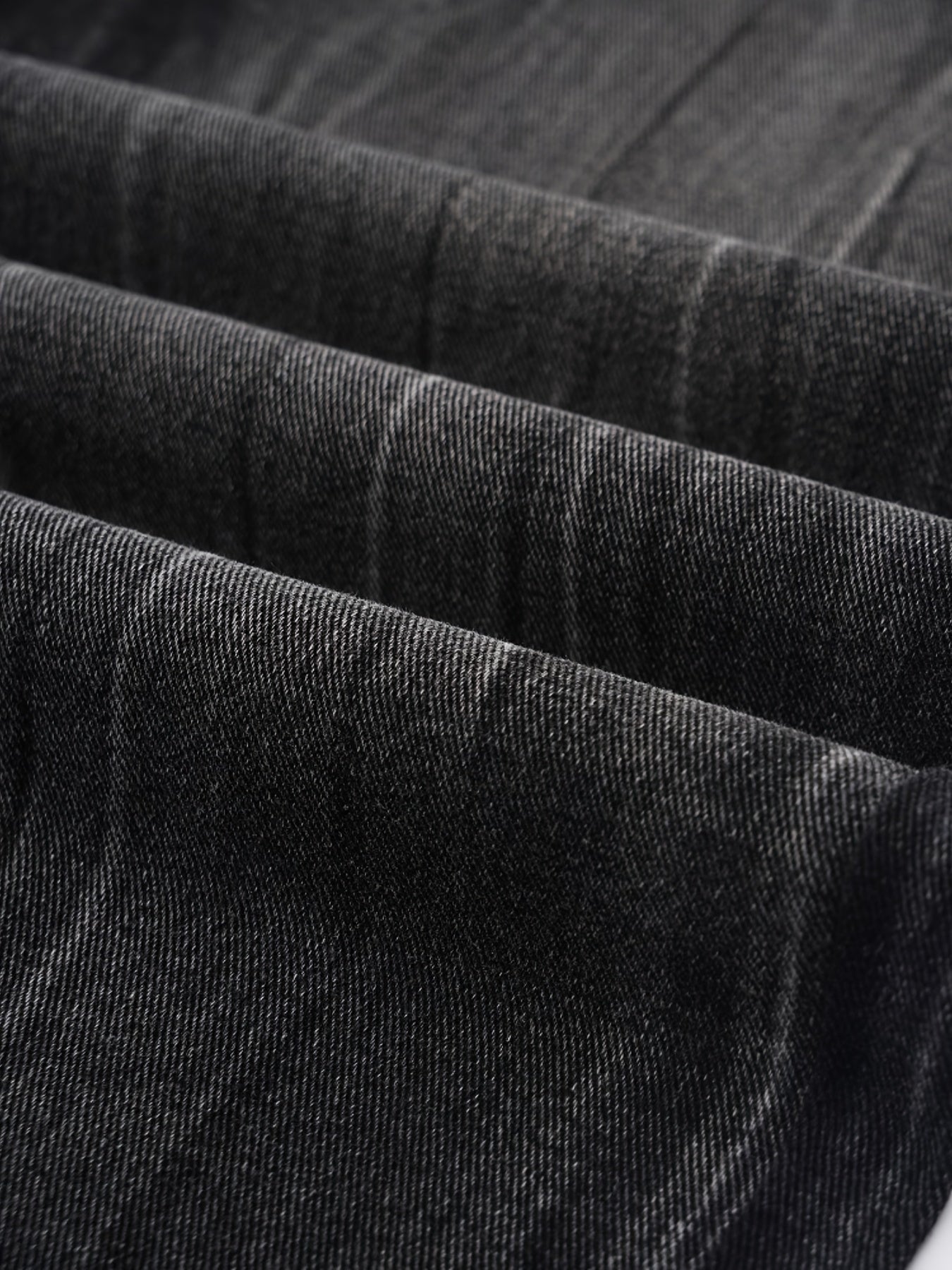 Men's Loose Fit Wide Leg Distressed Jeans