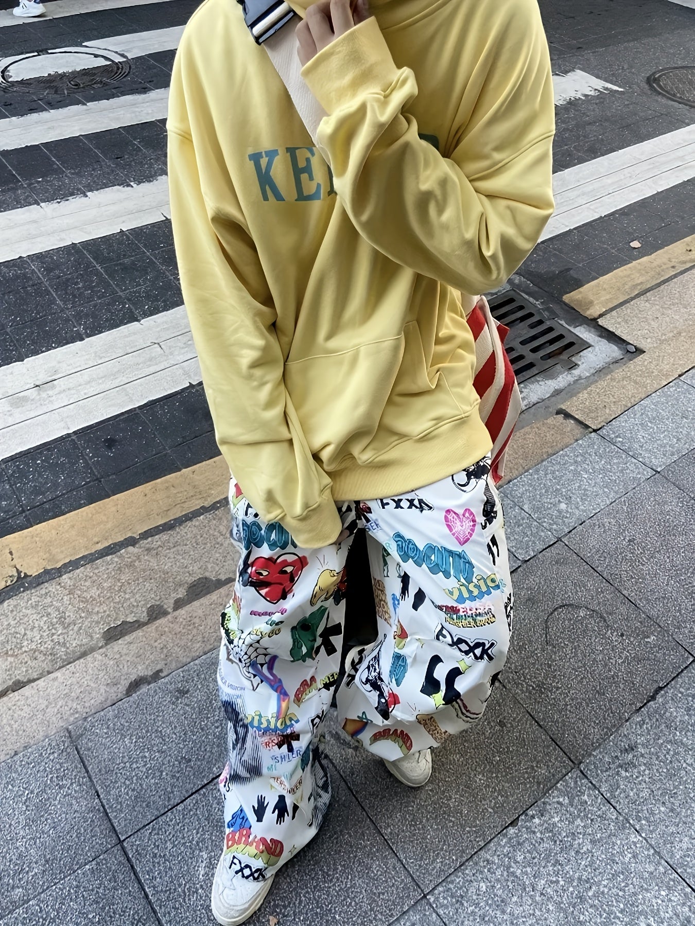 Graphic Polyester Wide-Leg Pants